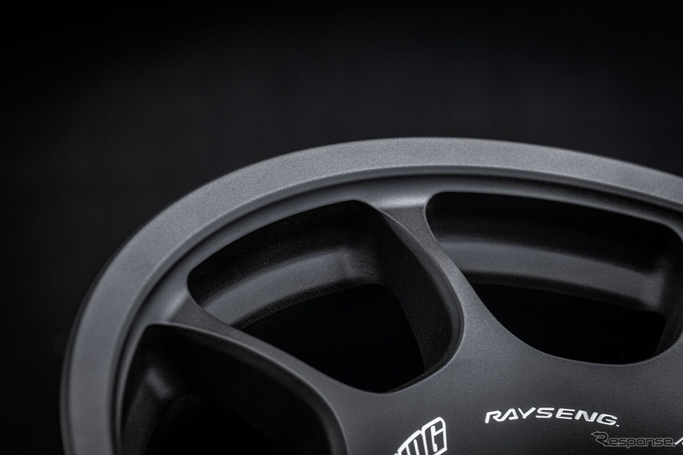 ディッシュ&スポークの融合デザイン《画像提供 RAYS》