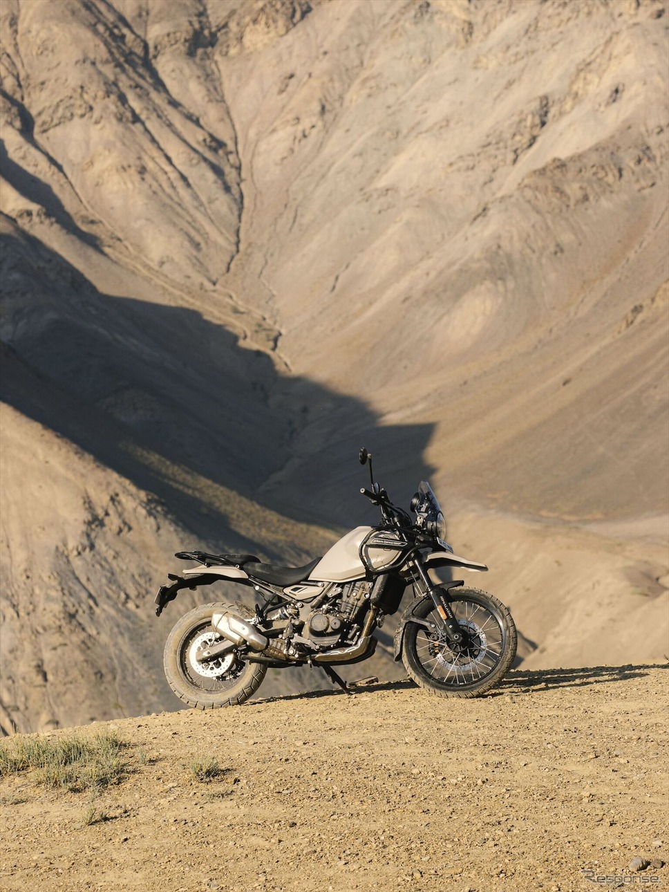 ロイヤルエンフィールド「HIMALAYAN(ヒマラヤ)」《写真提供 ピーシーアイ》