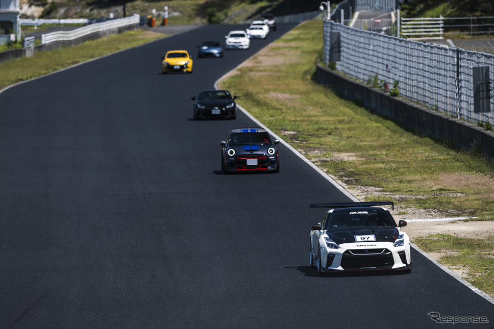 PROXES DRIVING PLEASURE…岡山国際サーキット《写真撮影 土屋勇人》