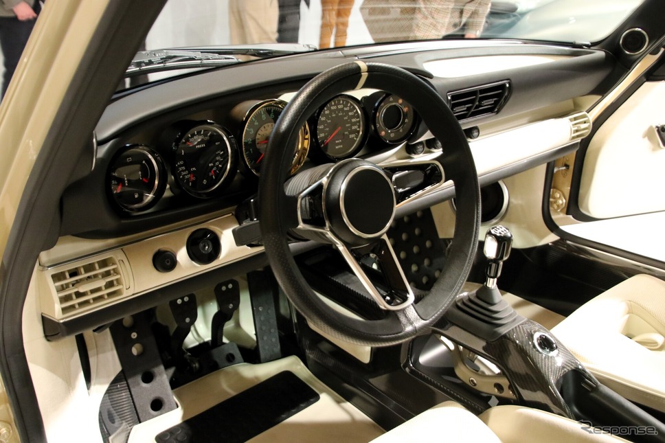 レスト・モッドされたポルシェ911 リイマジンド・バイ・シンガー「ダイナミクス&ライトウェイトスタディ(DLS)ターボ」《写真撮影 内田俊一》