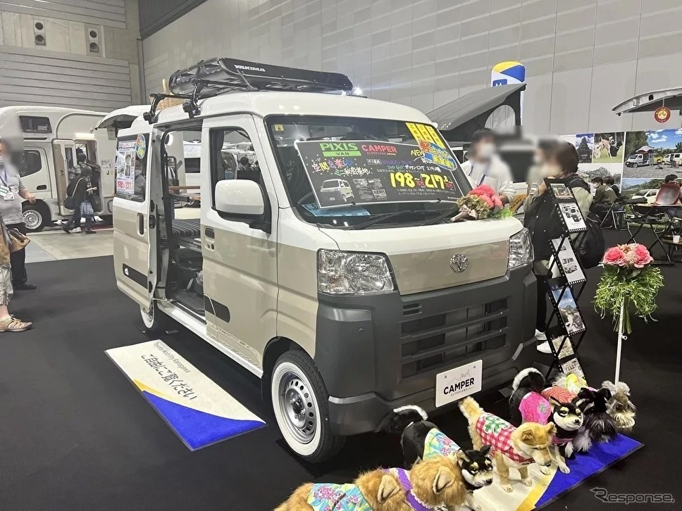 3位:キャンパーアルトピアーノ・ミニ《写真提供 キャンピングカー株式会社》