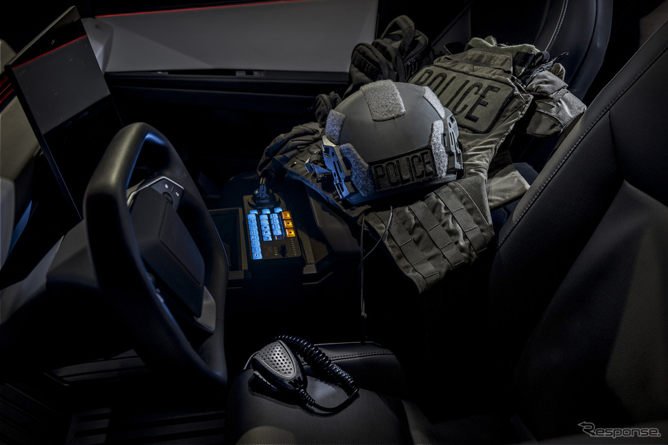 テスラ・サイバートラック の警察パトロール車両《photo by UP.FITa》