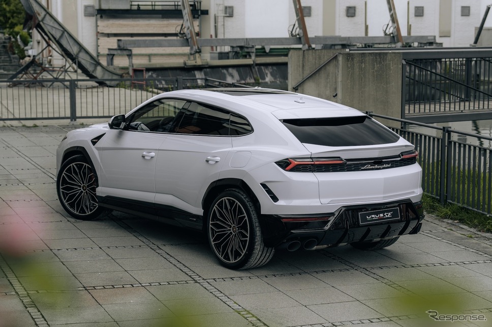 ランボルギーニ・ウルスSE(ミュンヘン発表会)《photo by Lamborghini》
