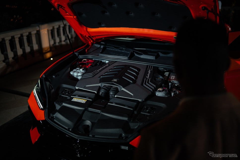 ランボルギーニ・ウルスSE(カンヌ発表会)《photo by Lamborghini》
