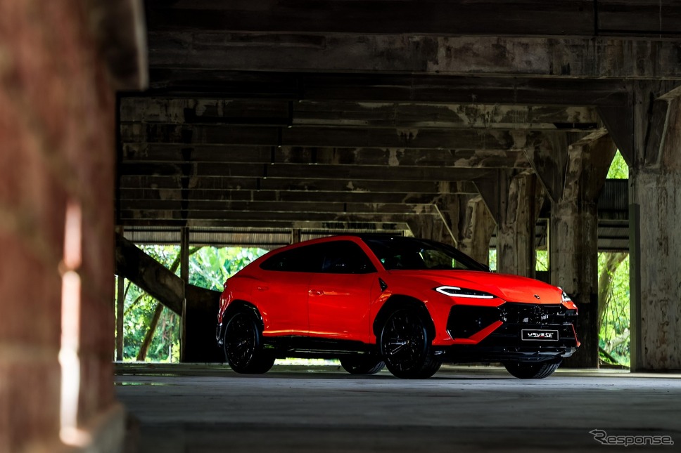 ランボルギーニ・ウルスSE(クアラルンプール発表会)《photo by Lamborghini》