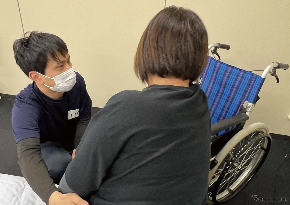 介護職員初任者研修受講風景《写真提供 瀬田月輪自動車教習所》