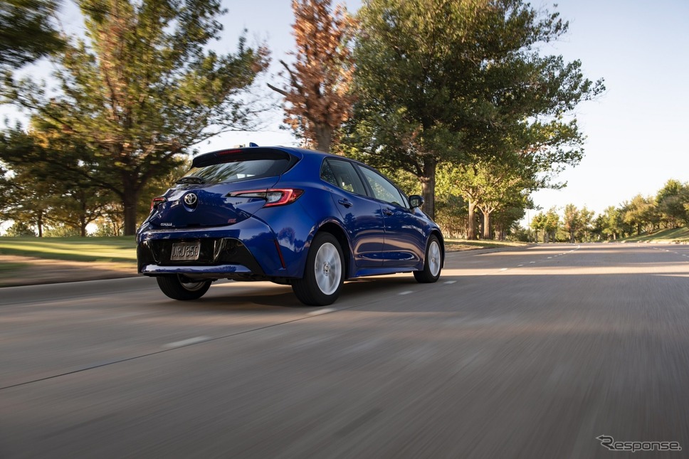 トヨタ・カローラ・ハッチバックSE(US2025年モデル)《photo by Toyota》