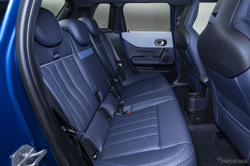 新型MINI クーパー 5ドア《photo by MINI》