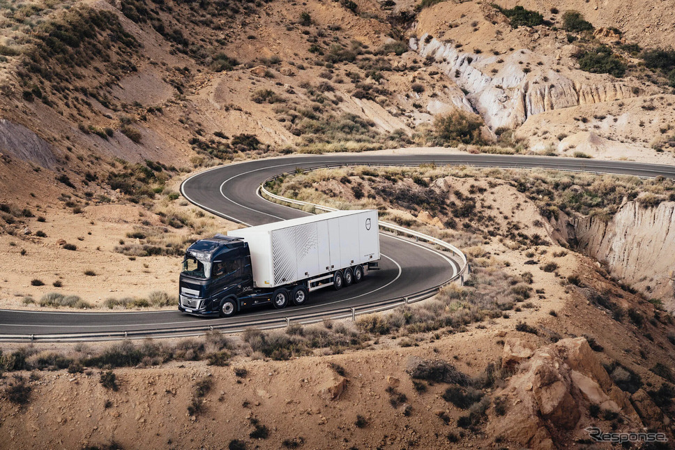ボルボ FH16 新型《photo by Volvo 》