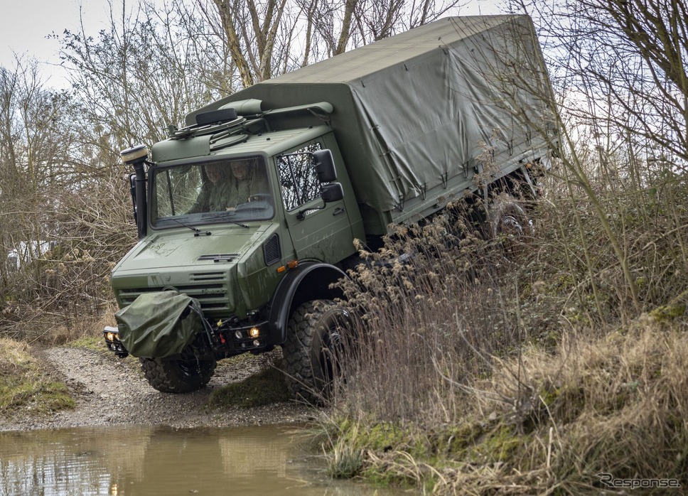 メルセデスベンツ・ウニモグU5000の軍用トラック仕様《photo by Mercedes-Benz》