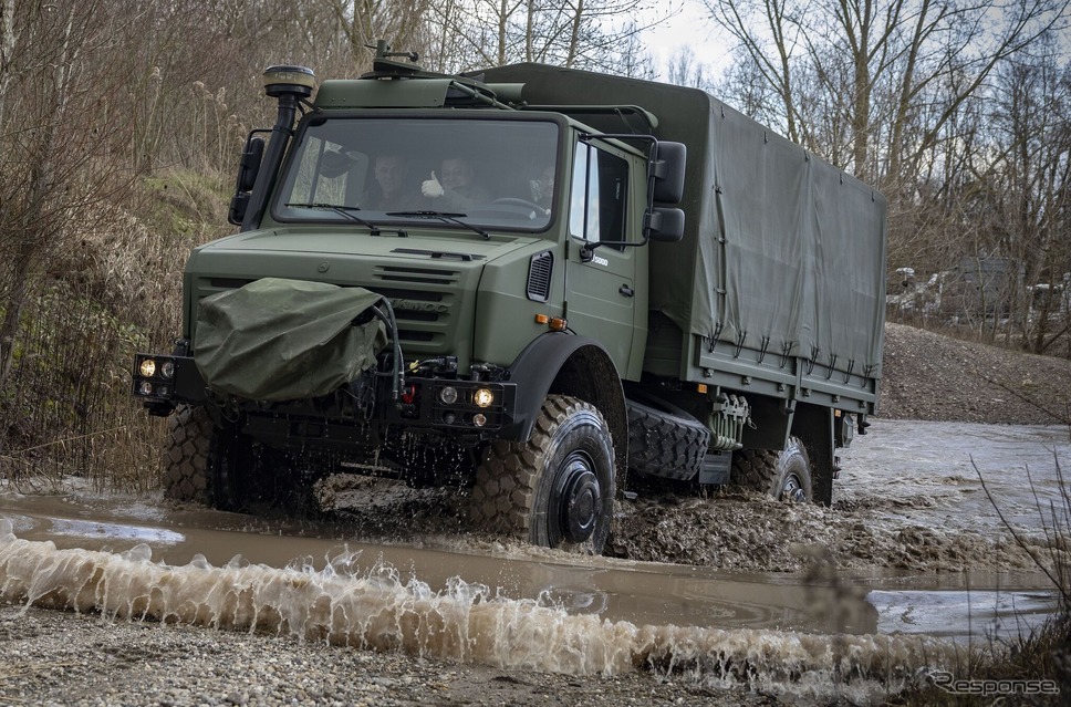 メルセデスベンツ・ウニモグU5000の軍用トラック仕様《photo by Mercedes-Benz》
