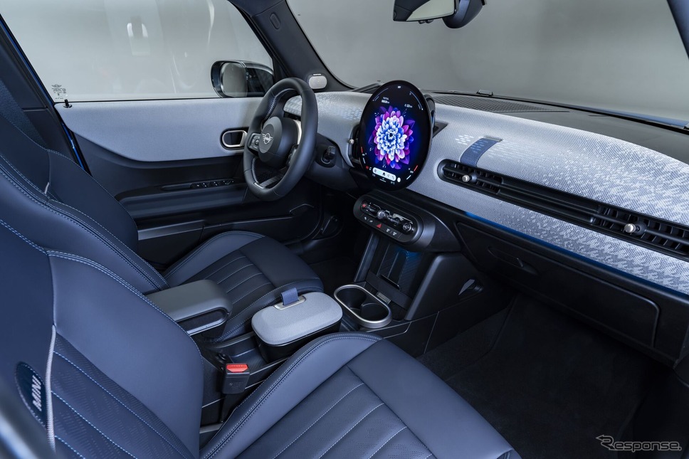 新型MINI クーパー 5ドア《photo by MINI》