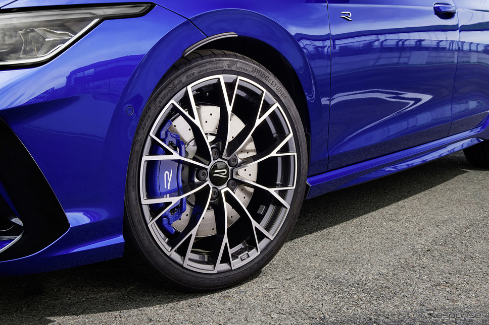 フォルクスワーゲン・ゴルフR 改良新型にオプション設定される軽量19インチホイール《photo by VW》