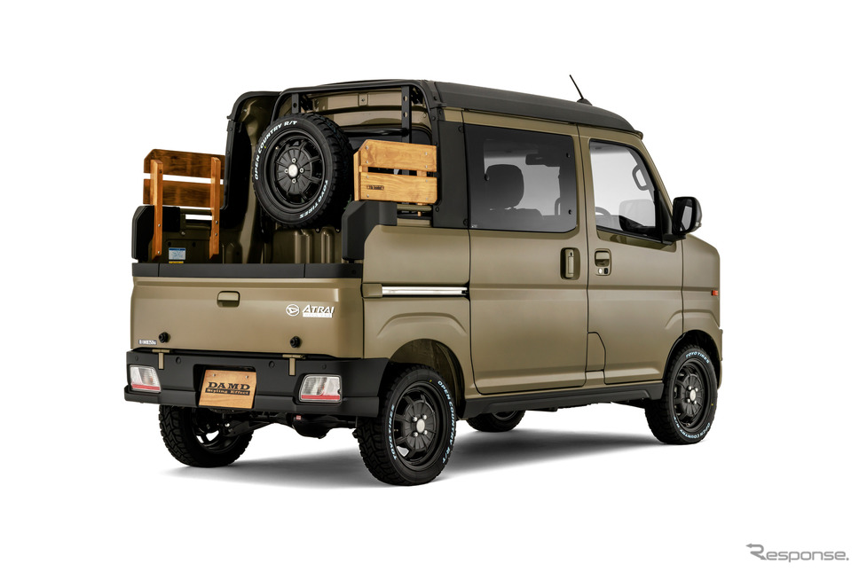 DAMD ATRAI FUZZ DECKVAN《画像提供 ダムド》