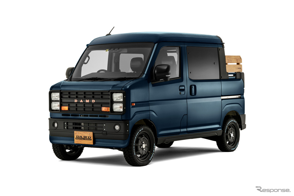 DAMD ATRAI FUZZ DECKVAN:カラーサンプル(ブルー)《画像提供 ダムド》