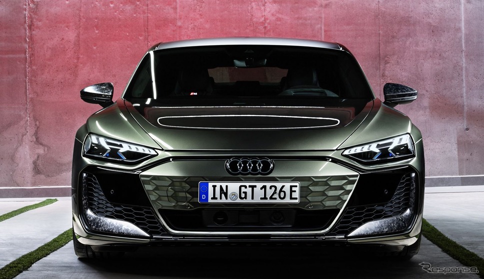 アウディ RS e-tron GT パフォーマンス《photo by Audi》