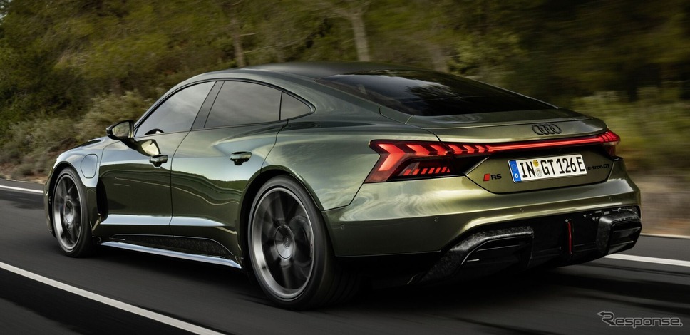 アウディ RS e-tron GT パフォーマンス《photo by Audi》