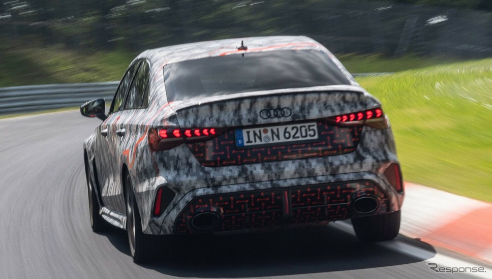 アウディRS3新型のプロトタイプ《photo by Audi》