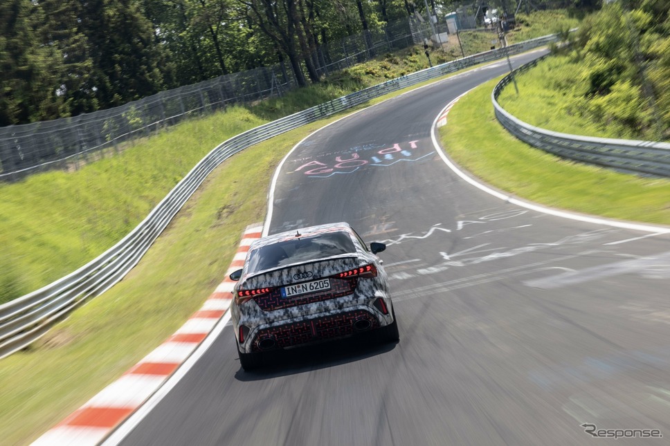 アウディ『RS 3』新型がニュルブルクリンクで新記録《photo by Audi》