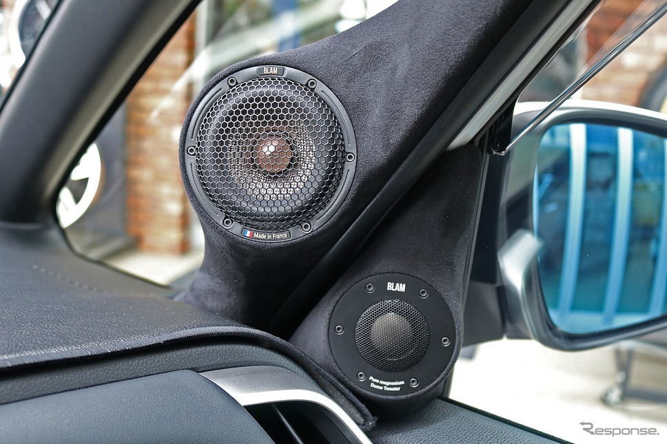 フロントスピーカーの取り付け、特にAピラー/ドアミラー裏のミッドレンジ/ツイーターがお気に入りポイントとなった。