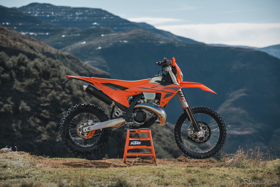 KTM EXCシリーズの2025年モデル《画像提供 KTM》