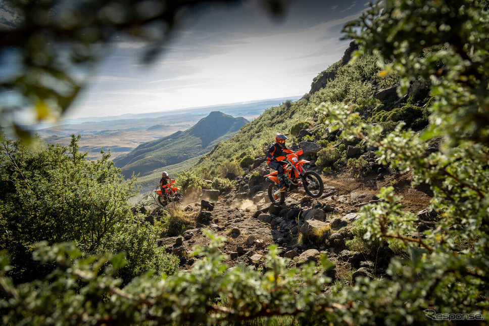 KTM EXCシリーズの2025年モデル《画像提供 KTM》