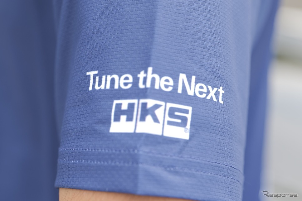 HKS T-SHIRT HAPPI《画像提供 HKS》