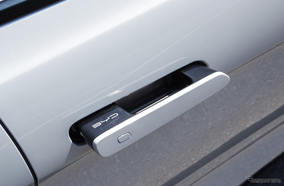 BYD SEAL《写真撮影 宮崎壮人》