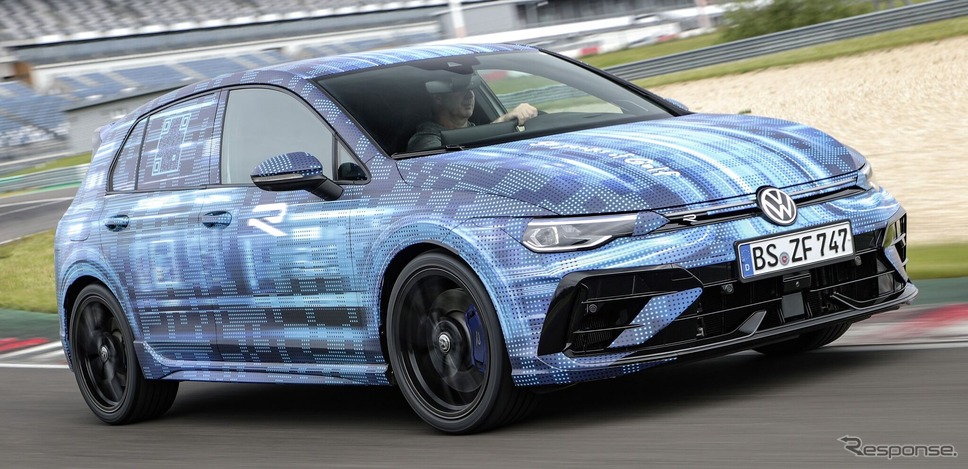 フォルクスワーゲン・ゴルフR 改良新型のプロトタイプ《photo by VW》