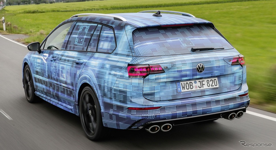 フォルクスワーゲン・ゴルフR 改良新型のプロトタイプ《photo by VW》