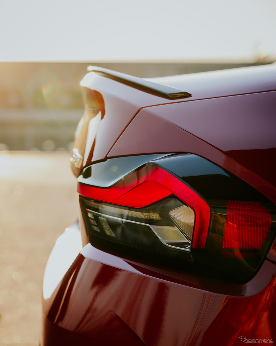 BMW 2シリーズクーペ「M240i xDrive」《photo by BMW》