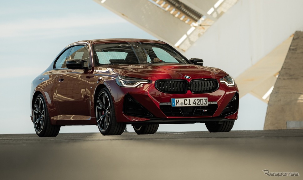 BMW 2シリーズクーペ「M240i xDrive」《photo by BMW》