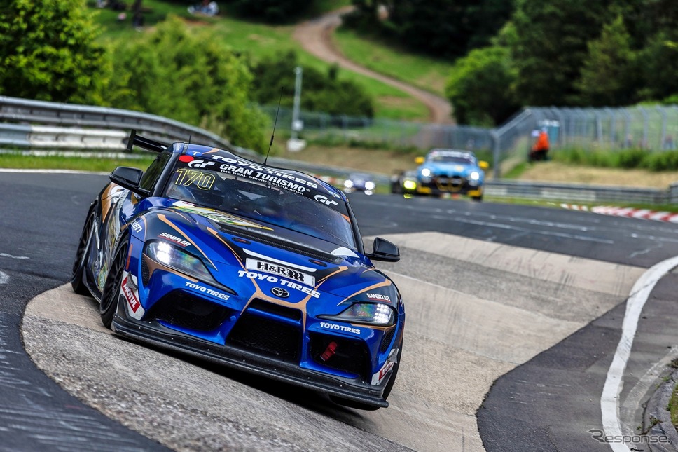 TOYO TIRES with Ring Racingチームのトヨタ・GRスープラ GT4 EVO《画像提供 トーヨータイヤ》