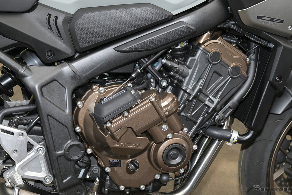 ホンダ CB650R E-Clutch《写真提供 ホンダ》