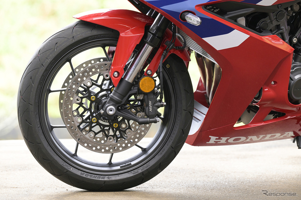 ホンダ CBR650R E-Clutch《写真提供 ホンダ》
