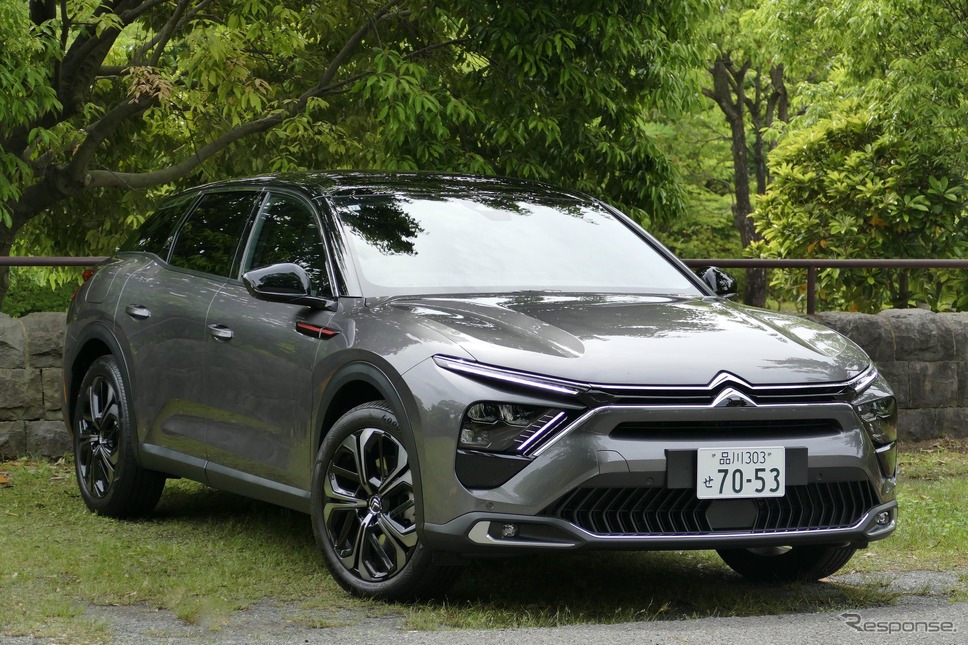 シトロエンC5 X HYPNOS PLUG-IN HYBRID《写真撮影 島崎七生人》