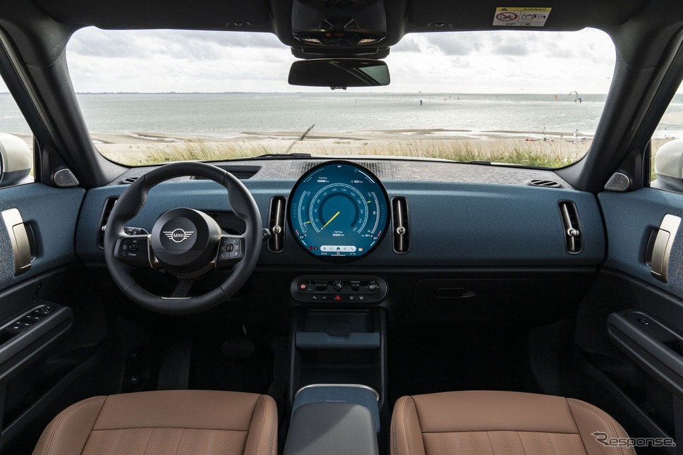 MIIN カントリーマン 新型のEV「カントリーマンSE ALL4」《photo by MINI》