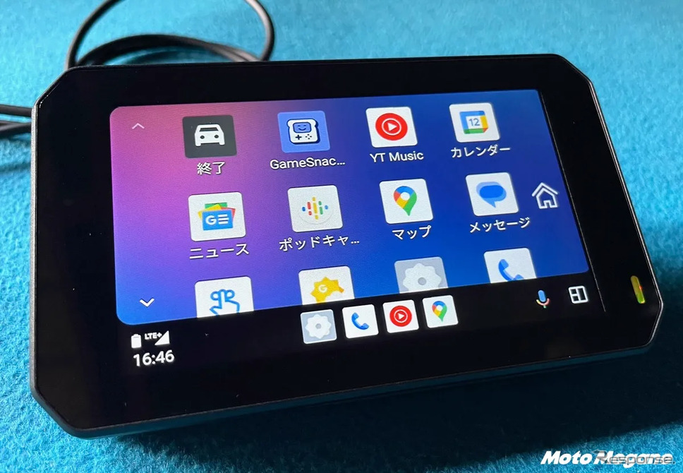 スマホ連携・前後ドラレコ・タイヤ空気圧の全部入り…2輪車用「スマートライドディスプレイ5インチ」発売《画像提供 カスタムジャパン》
