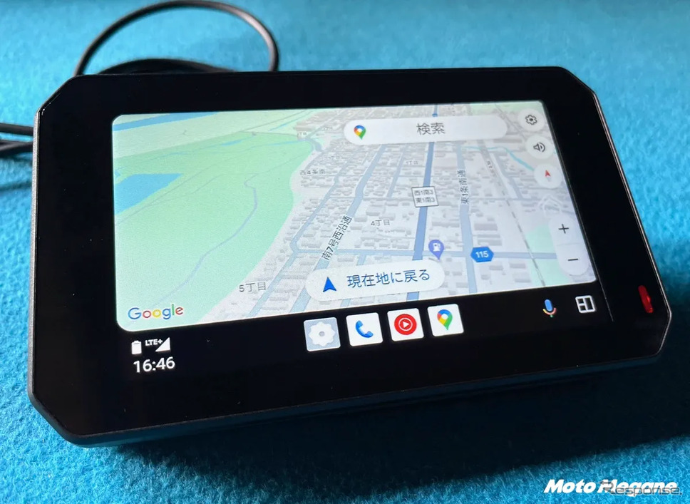 スマホ連携・前後ドラレコ・タイヤ空気圧の全部入り…2輪車用「スマートライドディスプレイ5インチ」発売《画像提供 カスタムジャパン》