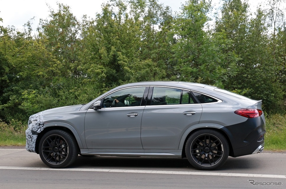 メルセデス AMG GLE 53クーペ 改良新型 プロトタイプ(スクープ写真)《APOLLO NEWS SERVICE》