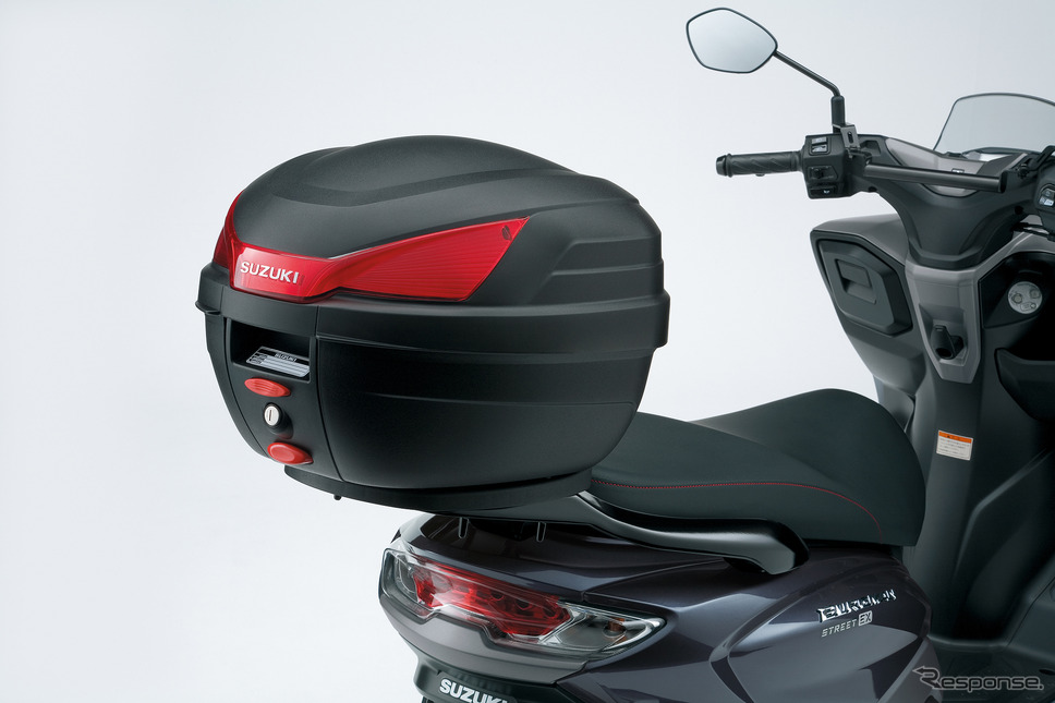 スズキ バーグマンストリート 125EX 純正トップケース装着車《写真提供 スズキ》
