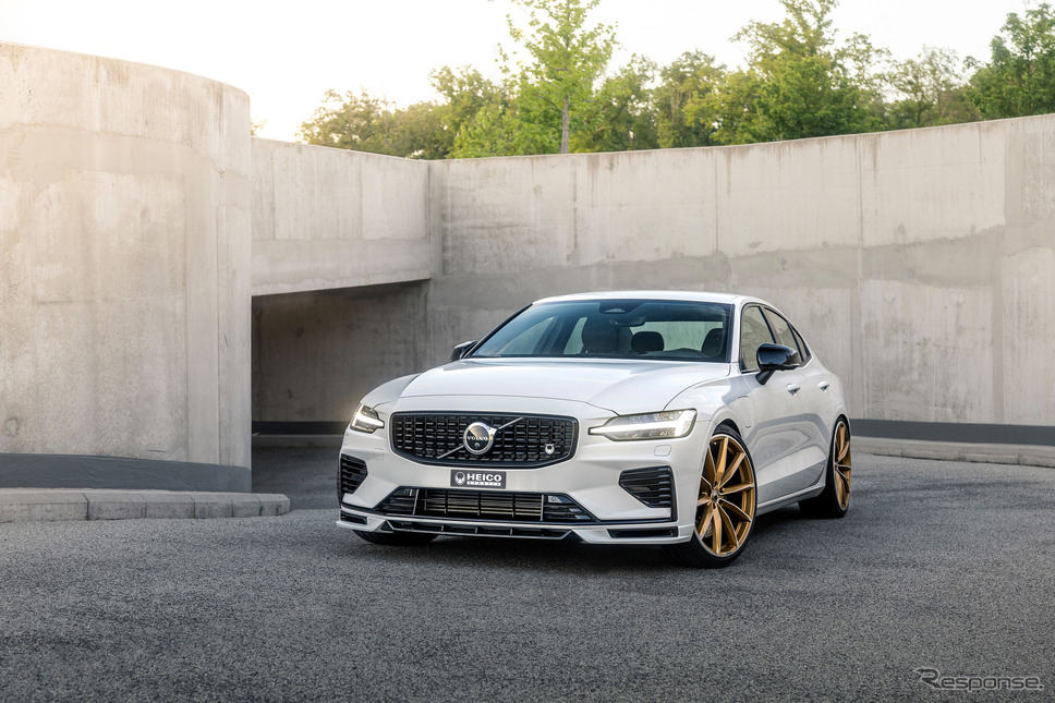 HEICO SPORTIV VOLUTION X ゴールドブロンズマット装着例《画像提供 ハイコスポルティフジャパン》