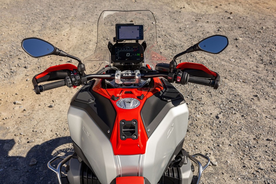 BMW R 1300 GS アドベンチャー 新型《photo by BMW》