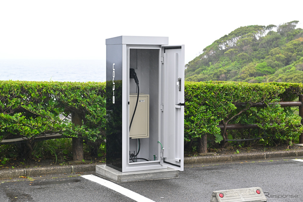耐塩害EV充電器《写真提供:アウディジャパン》