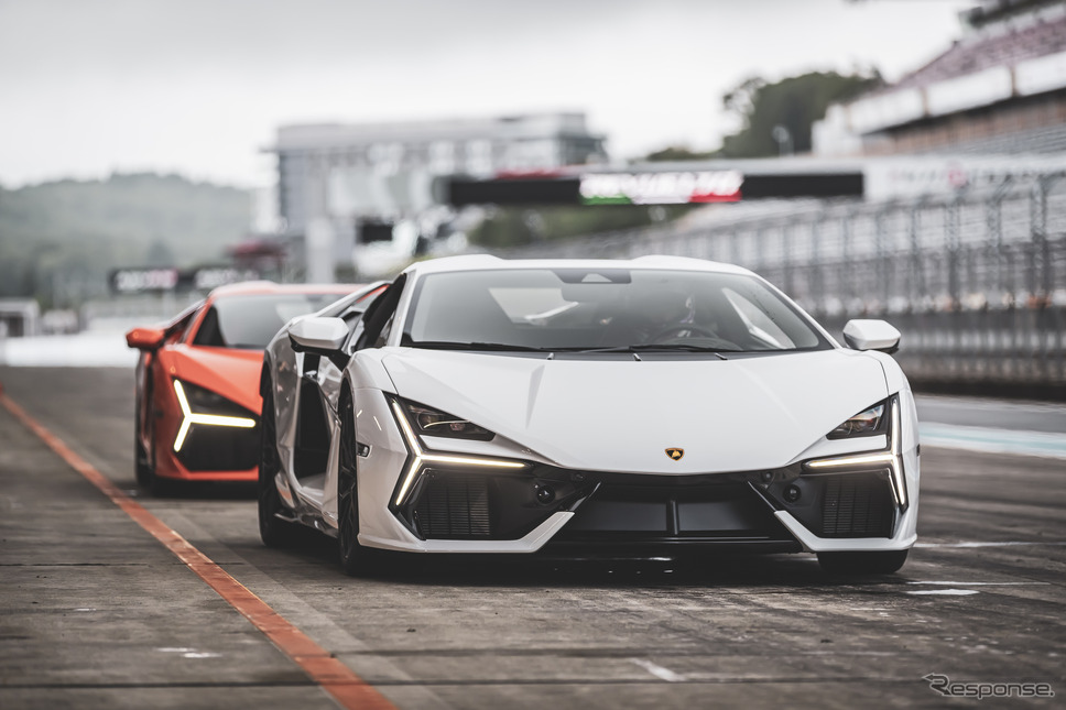 ランボルギーニ・レヴエルト《photo by Lamborghini》
