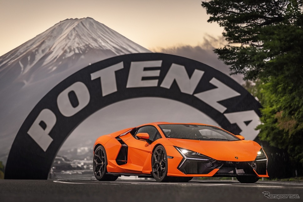 ランボルギーニ・レヴエルト《photo by Lamborghini》