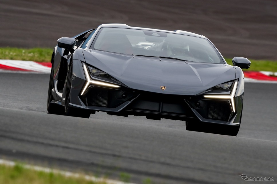 ランボルギーニ・レヴエルト《photo by Lamborghini》