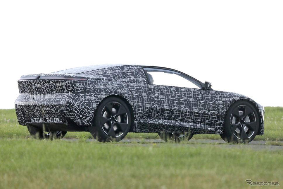 BMW ノイエ・クラッセ・クーペ(仮)プロトタイプ(スクープ写真)《APOLLO NEWS SERVICE》