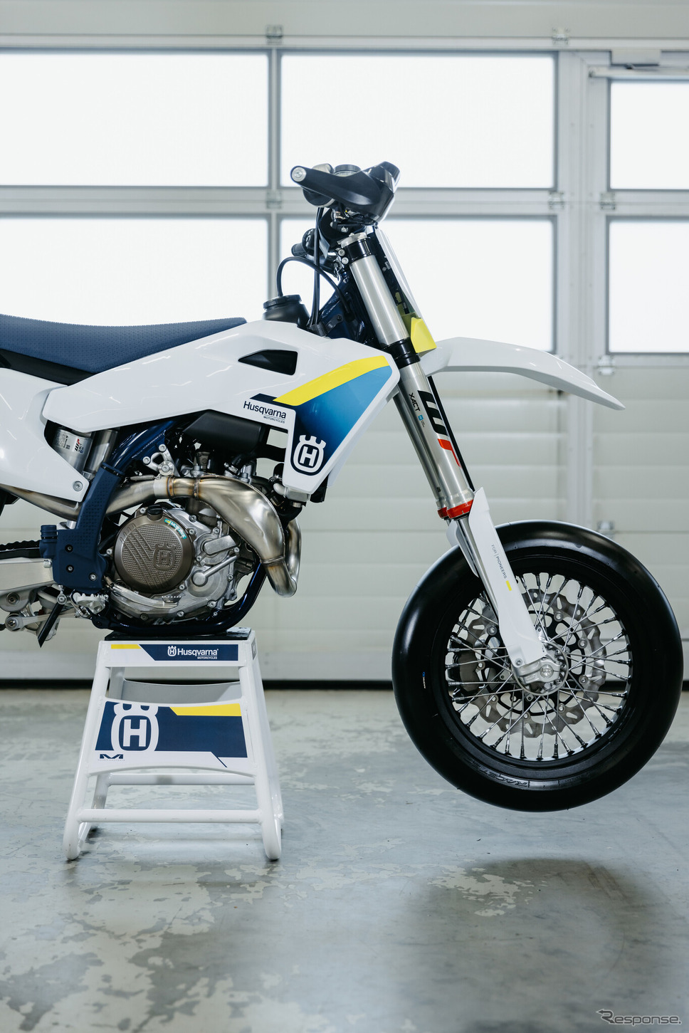ハスクバーナFS 450 2025《画像提供 ハスクバーナ・モーターサイクルズ》