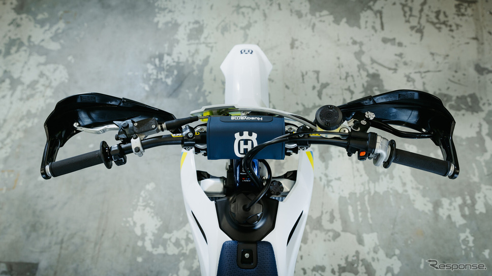 ハスクバーナFS 450 2025《画像提供 ハスクバーナ・モーターサイクルズ》